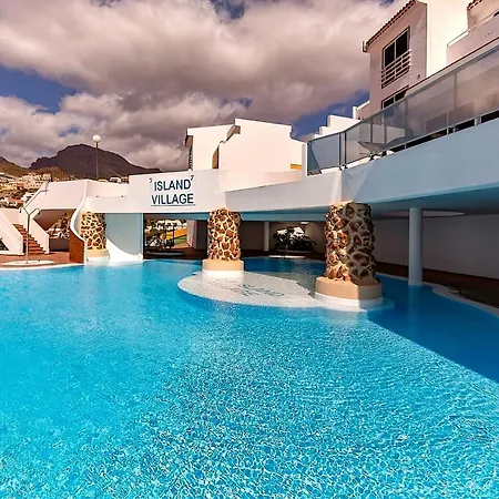 Island Village With Panoramic View Apartment *